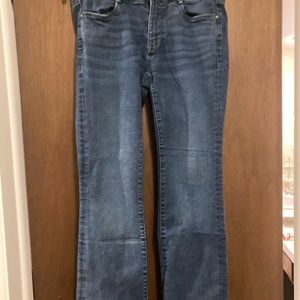 New without tags Apt 9 women’s jeans sz 10